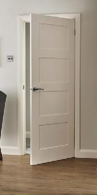 four panel shaker smooth